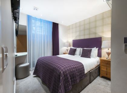 Braid Apartments by Mansley