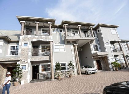 Green Palm Apartments