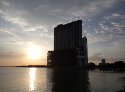 Silverscape Family Studio Suite