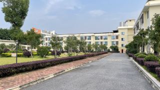 vienna-hotel-danxia-mountain-scenic-area