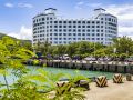 long-beach-hotel