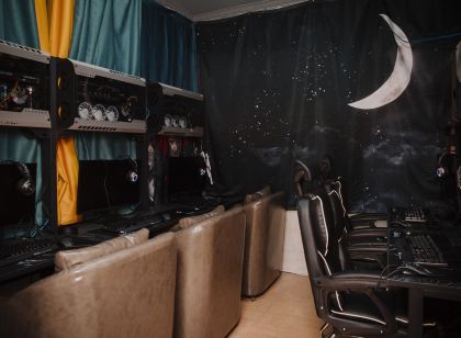 雲和E+電競飯店