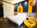furama-riverfront-singapore-sg-clean
