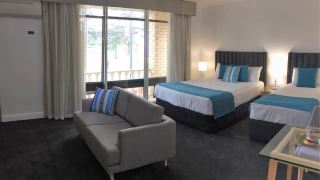 ensenada-motor-inn-and-suites