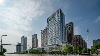 holiday-inn-fuyang