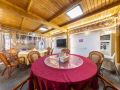 7080-s-guest-house