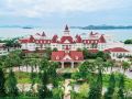 hong-kong-disneyland-hotel