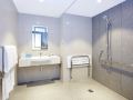 holiday-inn-express-brisbane-central-an-ihg-hotel