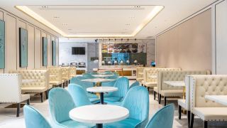 xana-deluxe-hotel-shenzhen-international-trade-metro-station-store