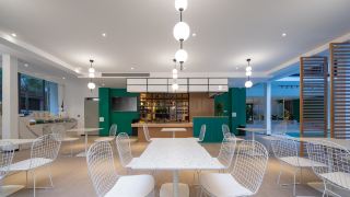 ease-villa-hotel