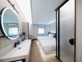 hanting-express-shanghai-xujiahui-caobao-road-subway-station