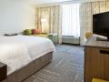 hampton-inn-and-suites-minneapolis-downtown