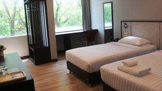 ywca-hotel-bangkok