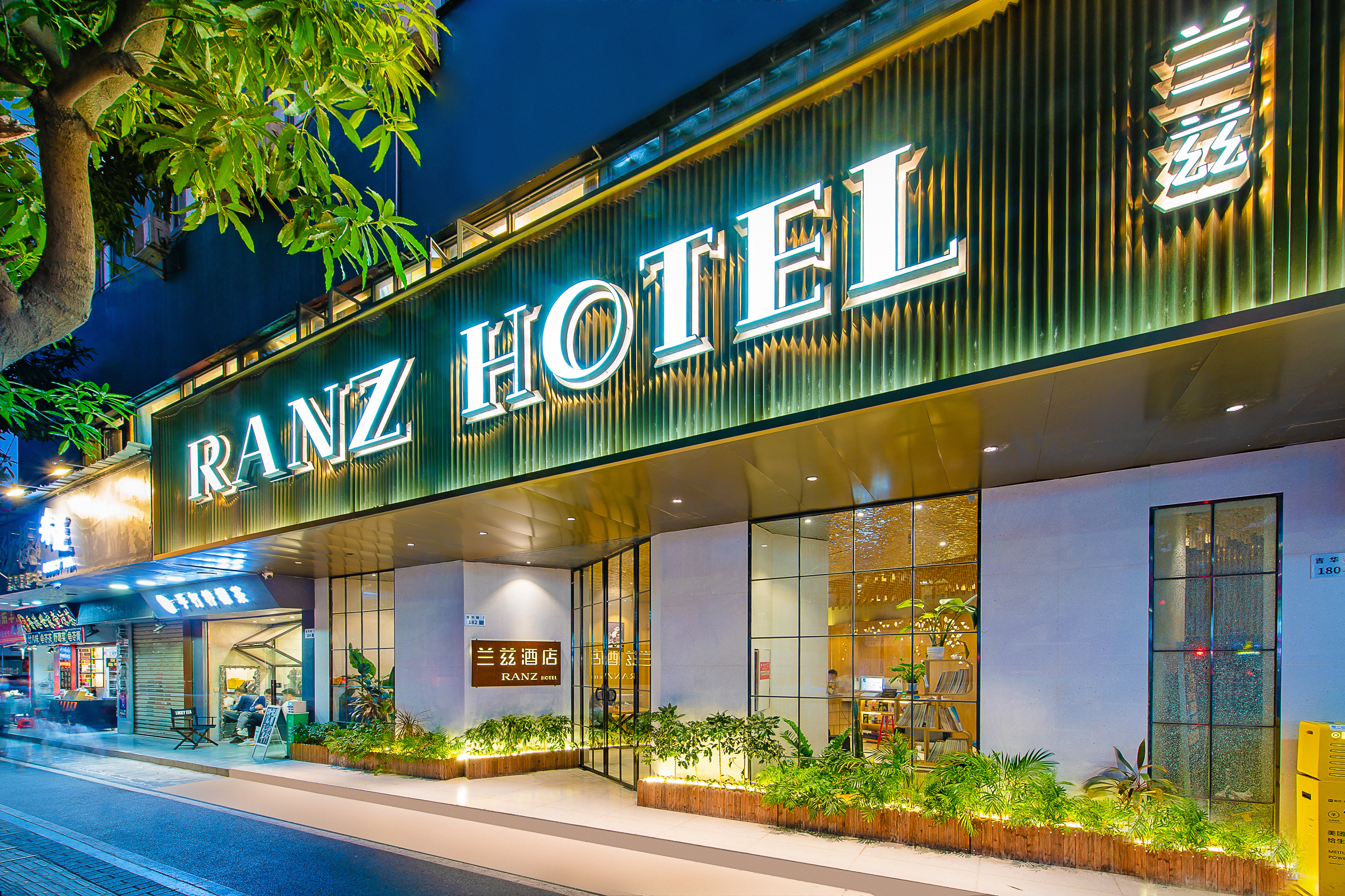 hotel overview picture