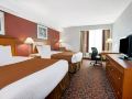 ramada-by-wyndham-niagara-falls-fallsview