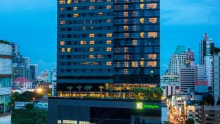 holiday-inn-bangkok-sukhumvit-an-ihg-hotel