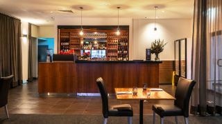 hotel-grand-chancellor-hobart