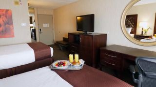 ramada-by-wyndham-buffalo-downtown