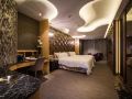 uher-luxury-resort-hotel
