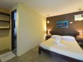 the-lazy-dog-bed-and-breakfast-boracay