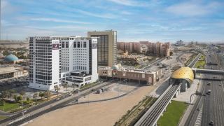 premier-inn-dubai-ibn-battuta-mall