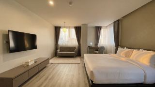 the-rise-suites