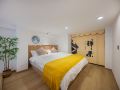 muxi-future-cinema-hotel-hangzhou-aeon-mall