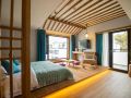 huangshan-city-yunshan-ferry-fish-hot-spring-hotel