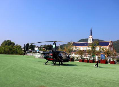 天柱山川崖酒店