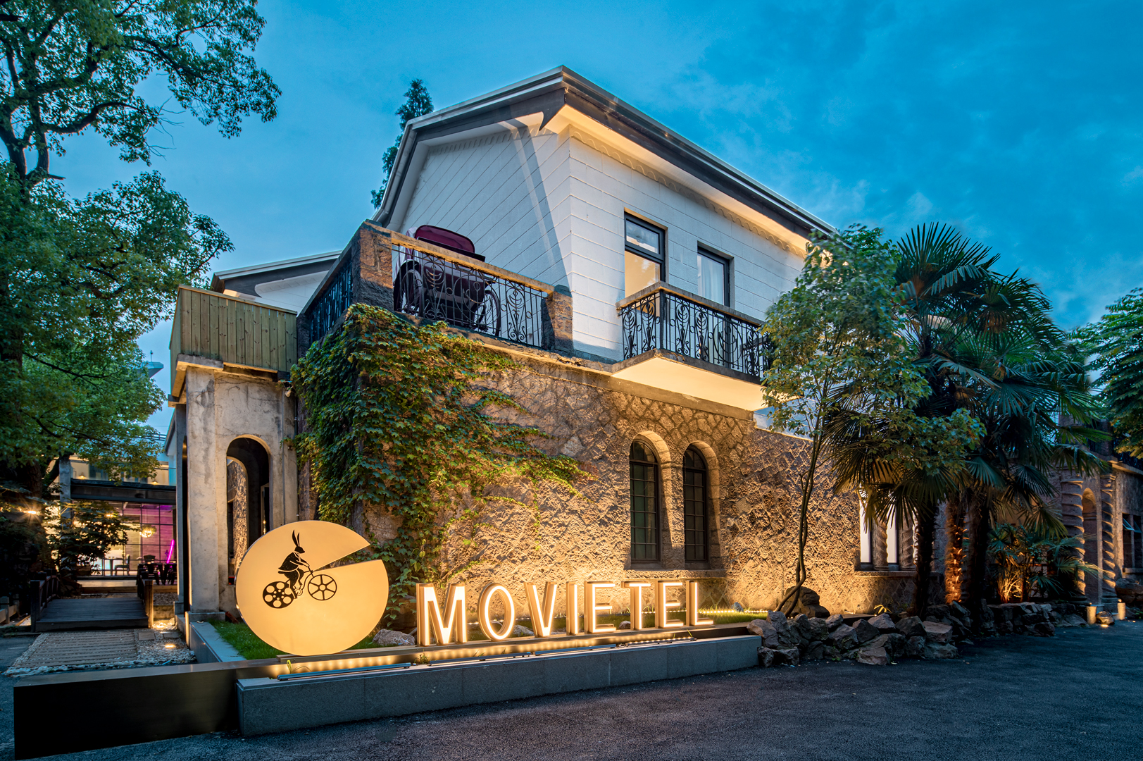 hotel overview picture