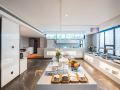 mercure-hotel-wuhan-yellow-crane-tower