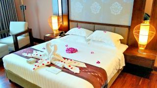 rose-garden-hotel