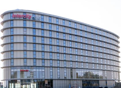 IntercityHotel Amsterdam Schiphol Airport