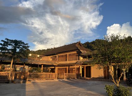 幫佳民宿(景邁山古茶林観光地)