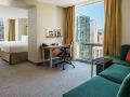 springhill-suites-chicago-downtown-river-north