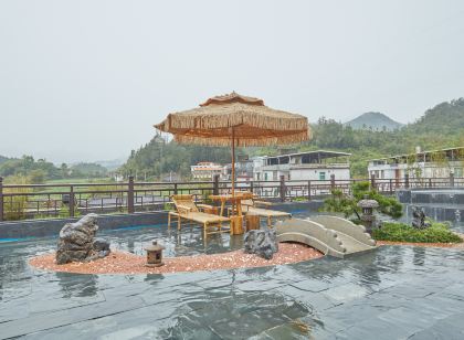 Longyan Jintang Hot Spring Hotel