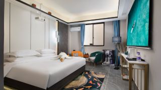 sanya-saturday-diary-tour-rental-wuzhizhou-island-wharf-store-queen-s-bay