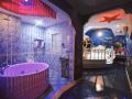 xihuan-theme-hotel-liangjiaxiang-store-of-chengdu