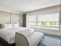 hyatt-place-london-heathrow-airport