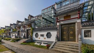 floraljurong-yimiaotang-b-and-b-oriental-salt-lake-city-store-in-maoshan-scenic-spot
