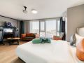 cat-66-e-sports-apartment-east-railway-station-store
