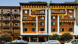 floral-hotelsuoxishanju-light-luxury-resort-hotel-zhangjiajie-national-forest-park