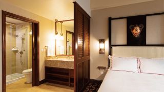disney-explorers-lodge