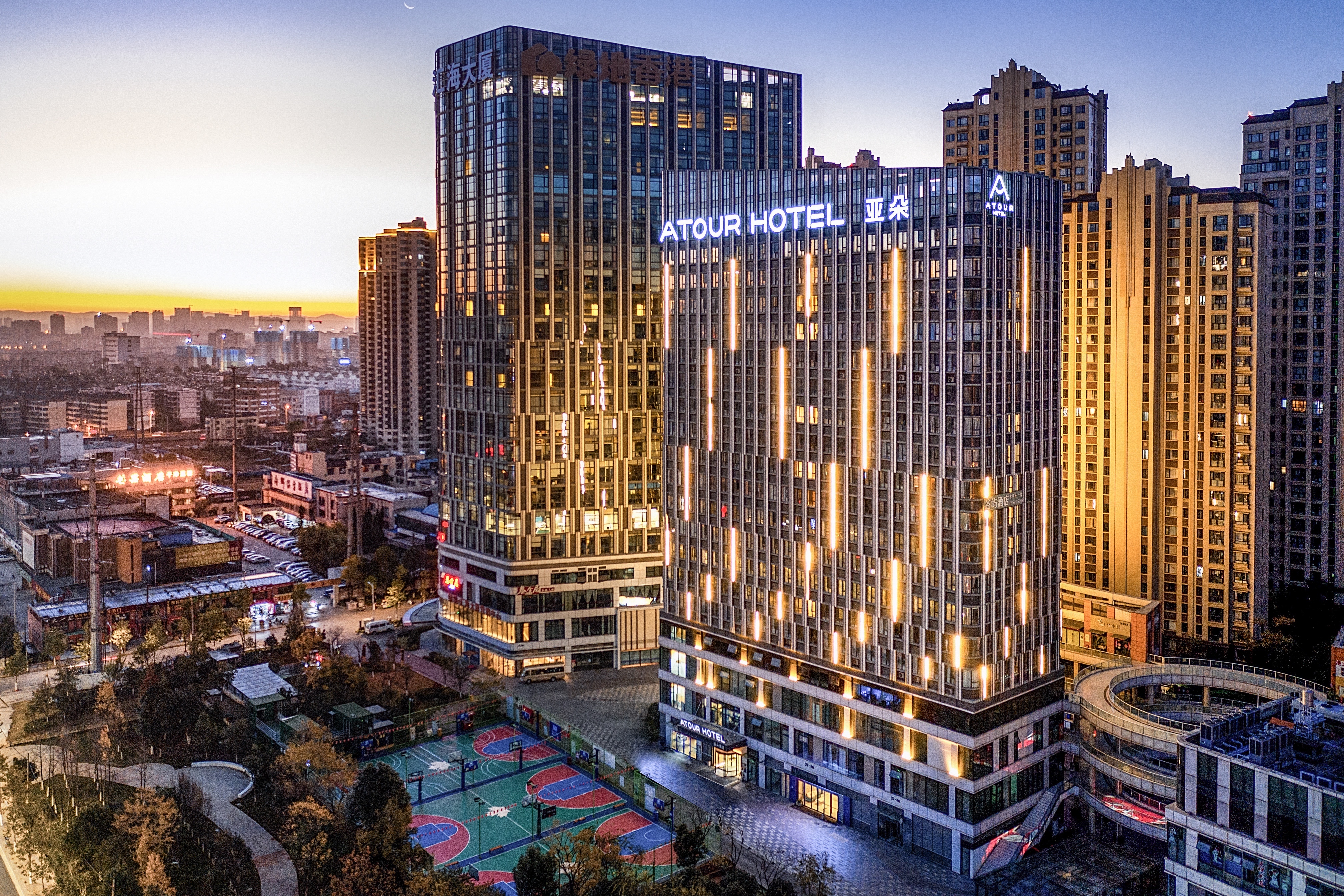 hotel overview picture