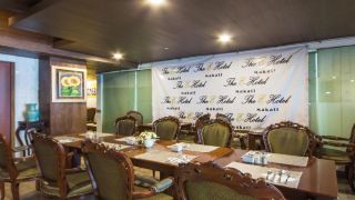 the-e-hotel-makati