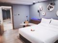 movie-hotel-guangzhou-pazhou-exhibition-center-store