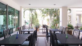 somerset-vientiane