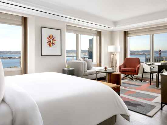 Four Seasons Hotel Embarcadero Rooms