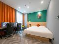 green-e-sports-hotel-tiger-spring-shopping-plaza-store