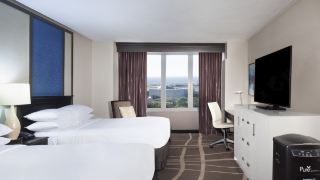 hilton-st-petersburg-bayfront